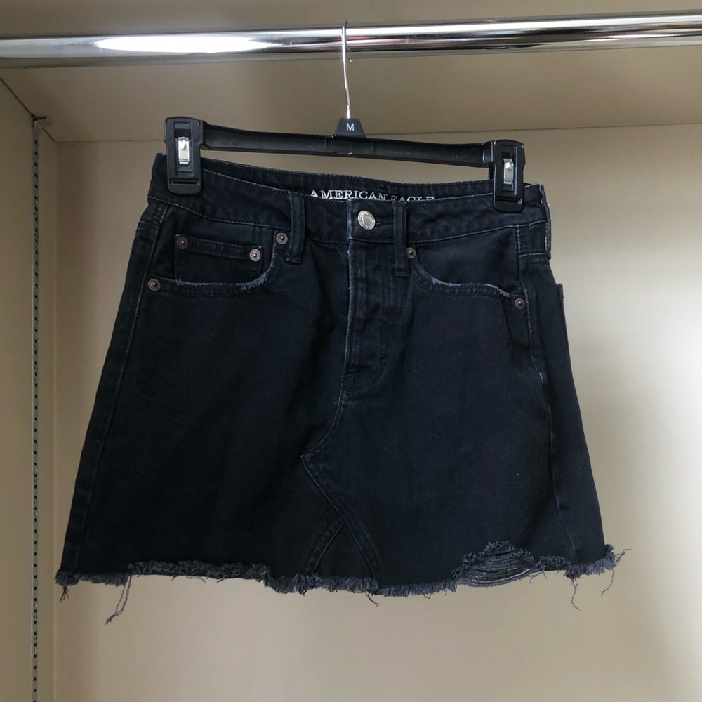 American eagle mini skirt